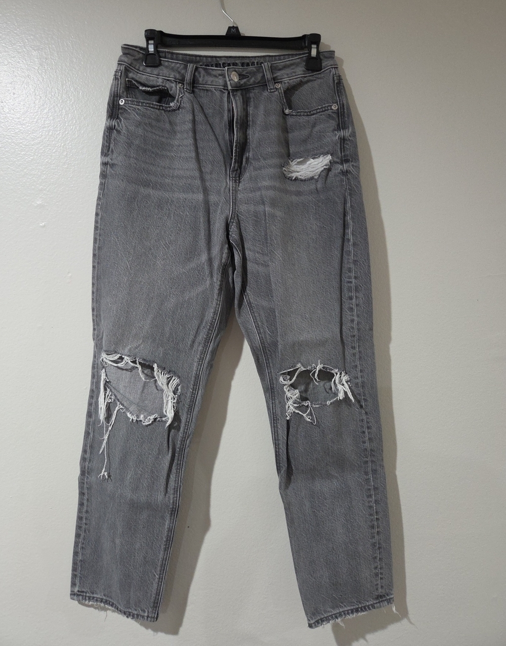 American Eagle Outfitters Gray Distressed Straight-Leg Jeans